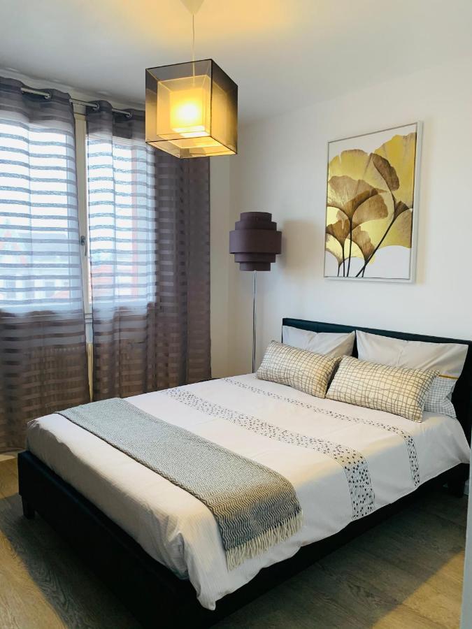 St Louis Appartement ロアンヌ エクステリア 写真